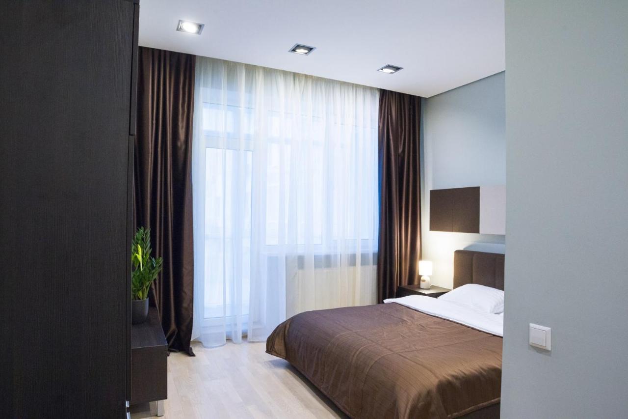 Navit Apartments With Breakfast, Near The Railway Station, The City Center And The Park 基輔 外观 照片
